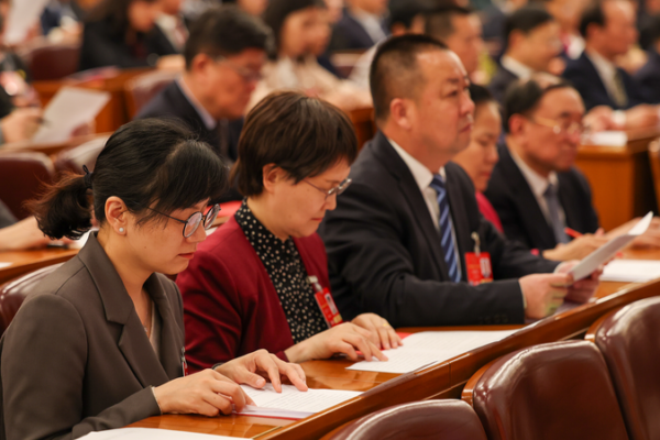 Chinese Lawmakers Drive Major Policy Shifts with Over 9,000 Suggestions ππ Chinese Lawmakers Drive Major Policy Shifts with Over 9,000 Suggestions ππ
