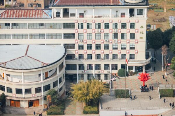 China Bets Big on AI Education Overhaul 🚀📚 China_Bets_Big_on_AI_Education_Overhaul___