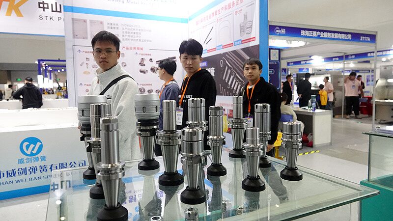 China_Holds_Firm_as_Global_Manufacturing_Hub__Boao_Report_Confirms