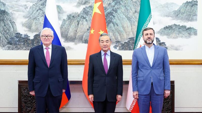 China_Steps_Up_as_Mediator_in_Iran_Nuclear_Talks____