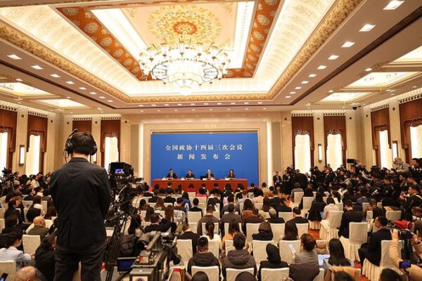 China Vows Wider Open Doors 🌍: What It Means for Global Markets China_Vows_Wider_Open_Doors____What_It_Means_for_Global_Markets video poster