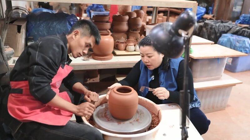 __China_s_Culture_Renaissance__Pottery__Film___Ballet_Take_Center_Stage___