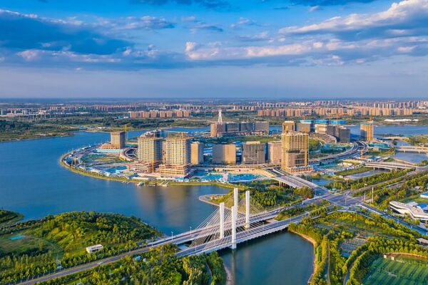 China’s Economy Booms: 5% Growth Sparks Global Momentum ππͺ China_s_Economy_Booms__5__Growth_Sparks_Global_Momentum___