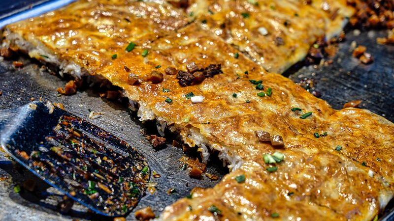 __Discover_Doupi__Wuhan_s_Iconic_Street_Food_Sensation_ video poster