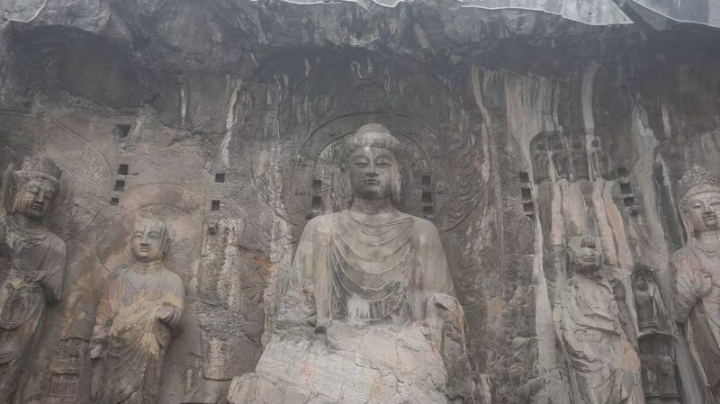 Discovering_Timeless_Art__Longmen_Grottoes__Ancient_Wonders__