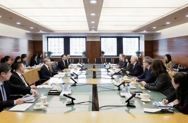 China-U.S. Trade Stability Boosts Global Business, Says Official 🌍💼