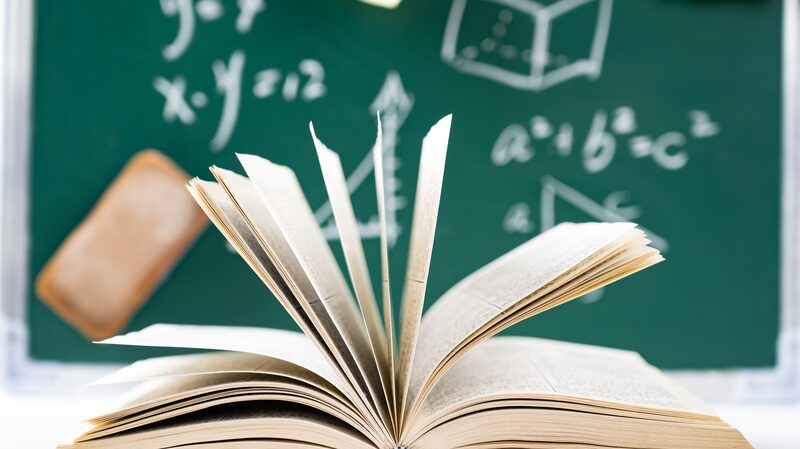 Educators_Key_to_Digital_Future__CPPCC_Member_Urges____
