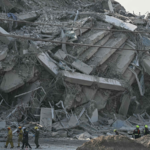 F0LH2KGZFWRR2HB4ATN3 - 🌍NewspaperAmigo – Your Global News Buddy 🗞️ Myanmar's 7.7 Quake Shakes Bangkok: Rescue Efforts Underway 🌍💥 video poster