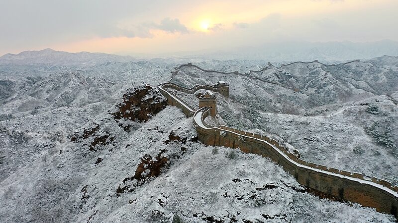 Great_Wall_Blossoms_with_Spring_Snow_____