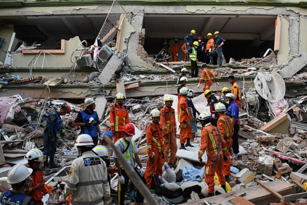 π²π² Myanmar’s Earthquake Rescue Window Nears Close as Heat, Supplies Fail π° π²π² Myanmar's Earthquake Rescue Window Nears Close as Heat, Supplies Fail π° video poster
