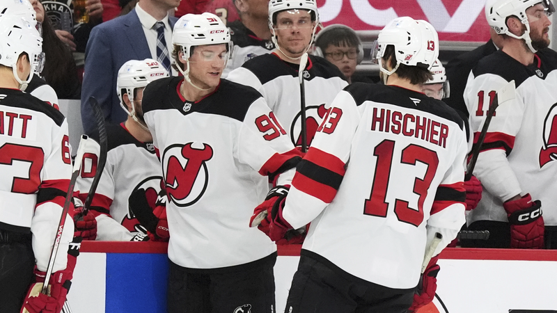 Devils Break Losing Streak with Epic 5-3 Win Over Blackhawks! 🏒🔥 Devils Break Losing Streak with Epic 5-3 Win Over Blackhawks! 🏒🔥