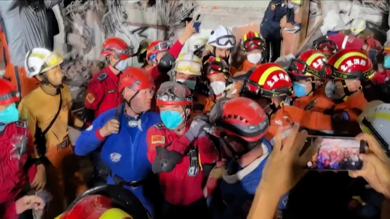 🇨🇳 Heroes in Action! Chinese Rescue Team Saves Woman Trapped 60 Hours After Myanmar Quake 🌍👏 video poster