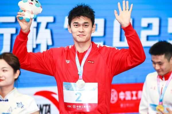 Sun Yang Defies Age with Silver Medal Win 🏊♂️✨ Sun Yang Defies Age with Silver Medal Win 🏊♂️✨