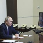 Putin_Offers_Ukrainian_Troops_Safe_Surrender_Amid_Escalating_Tensions___ - 🌍NewspaperAmigo – Your Global News Buddy 🗞️ Putin_Offers_Ukrainian_Troops_Safe_Surrender_Amid_Escalating_Tensions___