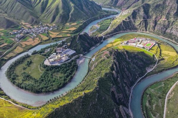 Sanjiangyuan’s Eco Success: Rangers Protect China’s ‘Water Tower’ 🌿💧 Sanjiangyuan_s_Eco_Success__Rangers_Protect_China_s__Water_Tower____