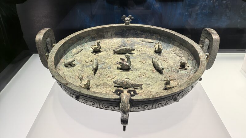 Shanghai_Museum_s_Bronze_Gallery_Unlocks_3_600_Years_of_Art____
