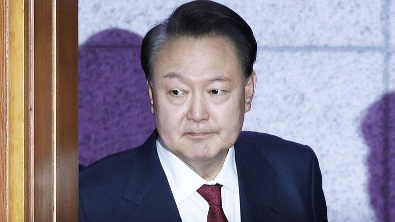 South_Korean_President_Yoon_s_Release_Approved_by_Court_Amid_Impeachment_Drama_____ - 🌍NewspaperAmigo – Your Global News Buddy 🗞️ South_Korean_President_Yoon_s_Release_Approved_by_Court_Amid_Impeachment_Drama_____