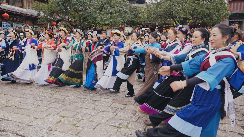 Xi Jinping Celebrates Tradition in Lijiang with Cultural Welcome 🌟 video poster