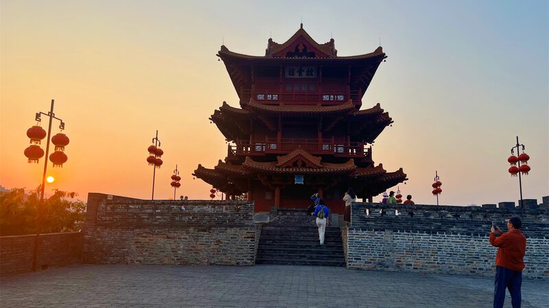 Zhaoqing_s_Ancient_Walls__Guardians_of_1_000_Years_of_History___