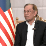 0DB27FDQ8WQEC86K9LUN - 🌍NewspaperAmigo – Your Global News Buddy 🗞️ Malaysian PM Praises China's Equal Partnership 🌏🤝 video poster