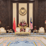 0NPH0TGK9JTG55PYE5J3 - 🌍NewspaperAmigo – Your Global News Buddy 🗞️ Xi Jinping Strengthens Ties with Malaysia in Royal Meeting 🇨🇳🤝🇲🇾