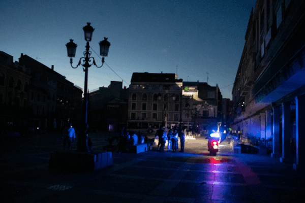 ⚡ Spain & Portugal Hit by Massive Blackout: Millions Affected ⚡ ⚡ Spain & Portugal Hit by Massive Blackout: Millions Affected ⚡