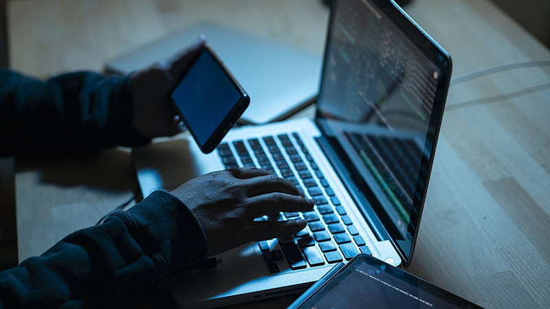 Myanmar Transfers 900+ Telecom Fraud Suspects to China 🚨🌐