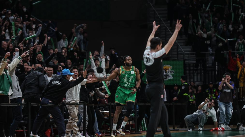 Liaoning Edges Xinjiang in OT Thriller to Kick Off CBA Title Defense 🏀💥