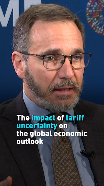 4HDBNV3XSW9HGUT68JD2 - 🌍NewspaperAmigo – Your Global News Buddy 🗞️ Tariff Tensions Threaten Global Growth 🌍📉 video poster