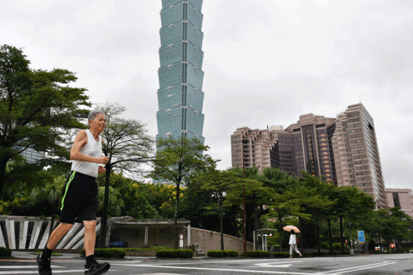 Mainland Calls on Taiwan Firms to Unite Against External Risks 🌍💼 Mainland Calls on Taiwan Firms to Unite Against External Risks 🌍💼