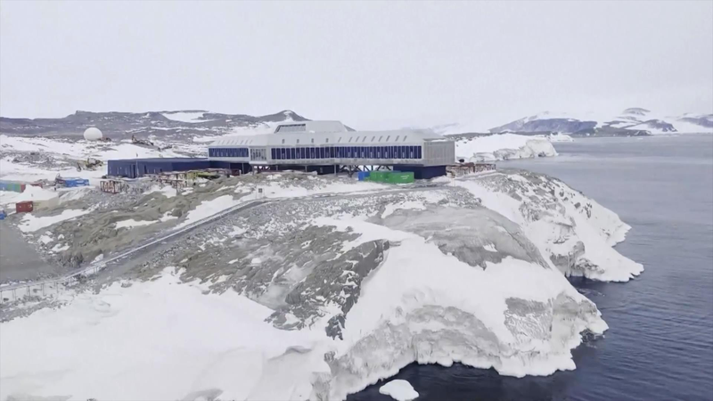 China's Antarctic Station Pioneers Clean Energy for Polar Research 🌍❄️