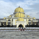 53HX0U64PQXQ7AMXJHS4 - 🌍NewspaperAmigo – Your Global News Buddy 🗞️ Xi Jinping Honored at Malaysia Royal Welcome Ceremony 🌟