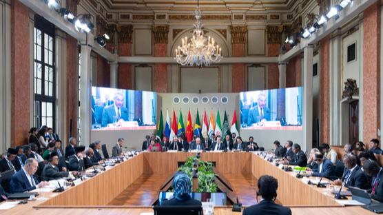 China Calls for Global Unity at BRICS Summit 🌍🤝