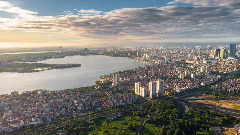 Xi Jinping Kicks Off Vietnam Visit to Boost Ties 🌏✨ video poster