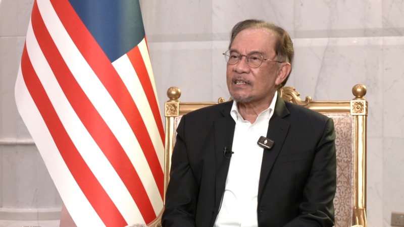 9BKACFZB4E3NWT8T2G63 - 🌍NewspaperAmigo – Your Global News Buddy 🗞️ 🇲🇾 Malaysian PM Applauds China's Vision for Global Prosperity 🌏💡 video poster