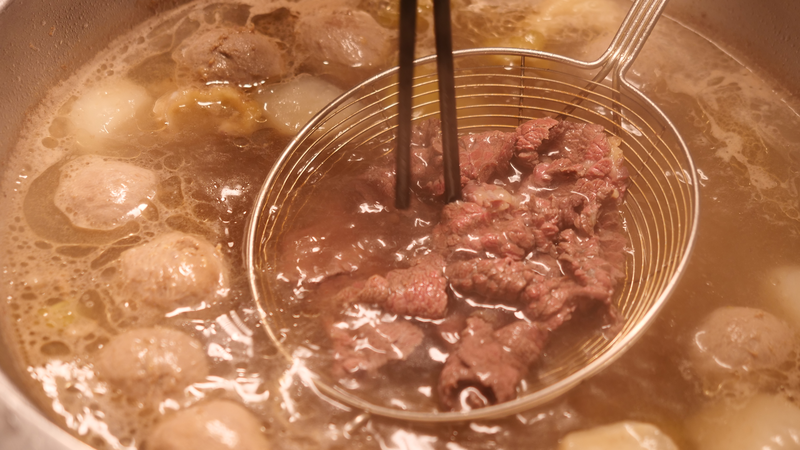 Chaozhou’s Beef Hot Pot: A Fresh Twist for Meat Lovers 🍲✨