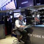 9L2JLHIOD92SXBSFMZJF - 🌍NewspaperAmigo – Your Global News Buddy 🗞️ U.S. Tariffs Shake Global Trade: Who Pays the Price? 💸🌍