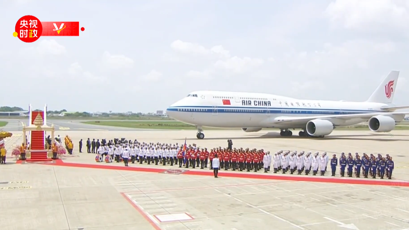 Xi Jinping Strengthens China-Cambodia Ties 🌏🤝