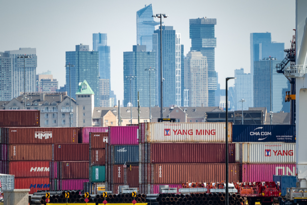 U.S. Trade Victim or Winner? The Numbers Tell a Story 🌍📊 U.S. Trade Victim or Winner? The Numbers Tell a Story 🌍📊