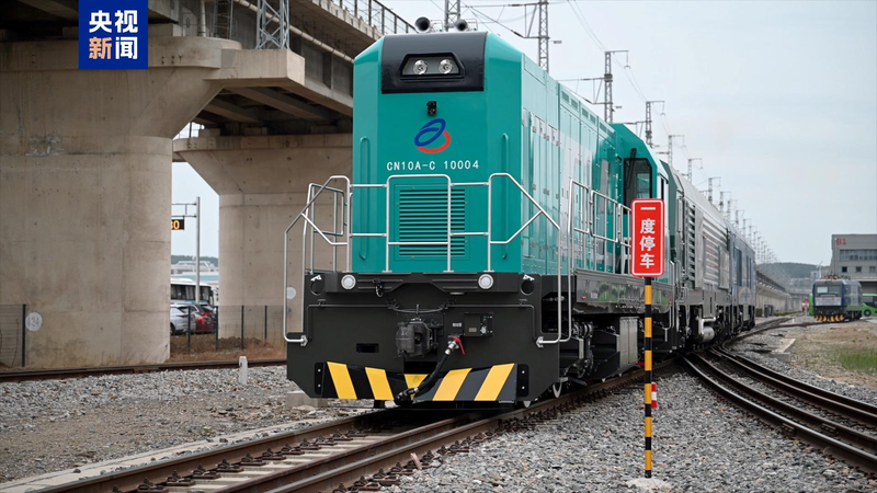 China Debuts Game-Changing Green Locomotives with 70-Minute Charge ⚡🌍