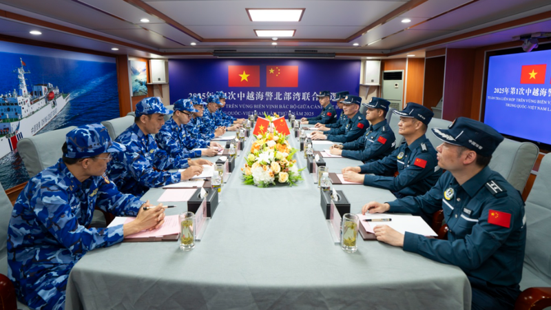 China & Vietnam Boost Maritime Ties in Joint Coast Guard Patrol 🌊🛳️