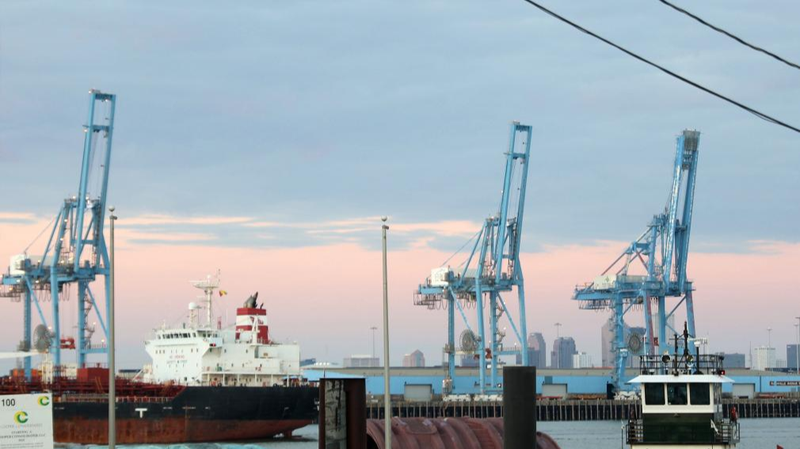 Global Trade Wars Escalate as U.S. Tariffs Spark Backlash 🌍💥
