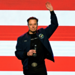 E2KIU1YZOUEGP56XIN0F - 🌍NewspaperAmigo – Your Global News Buddy 🗞️ Elon Musk Tops Forbes 2025 Billionaires List with $342B 🚀💰 video poster