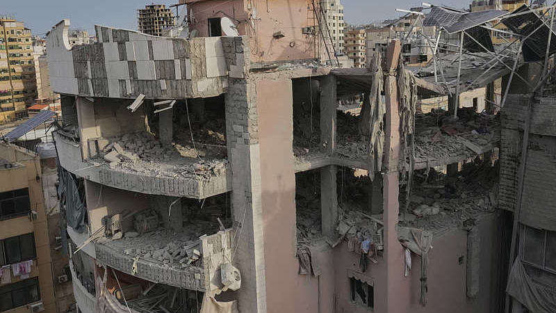 Israeli Airstrike in Beirut Targets Hezbollah Operative 🌍✈️