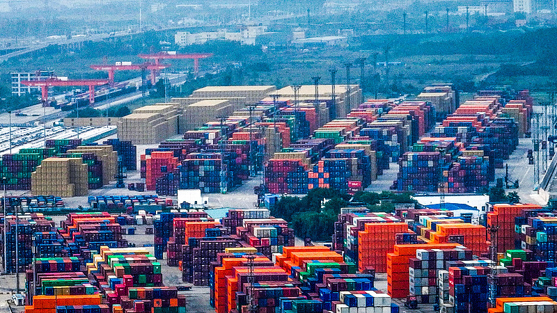ELIR61THCLX3OLJBHZEB - 🌍NewspaperAmigo – Your Global News Buddy 🗞️ China Hits Back at U.S. Tariffs 🔥🌏 Trade War Escalates