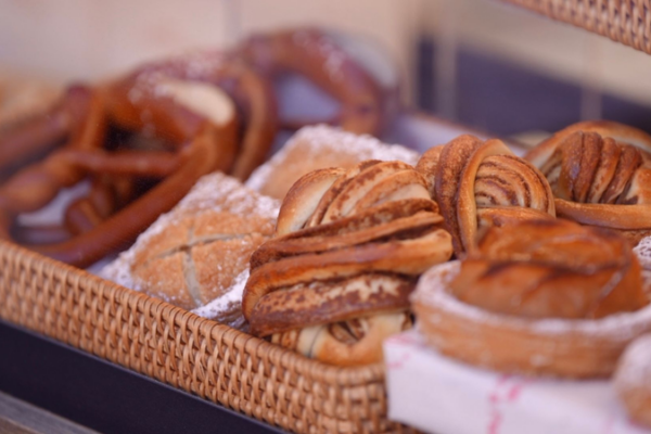 Beijing’s Bread Fest Serves Up Spring Delights 🥐🌸 Beijing’s Bread Fest Serves Up Spring Delights 🥐🌸 video poster