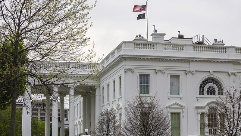 U.S. Documents Mishap Exposes White House Secrets 🚨📄