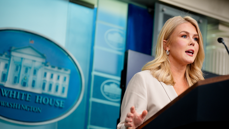 🚨 Breaking: US Unveils Sweeping Tariffs, Triggers Global Trade Jitters 🌍💼