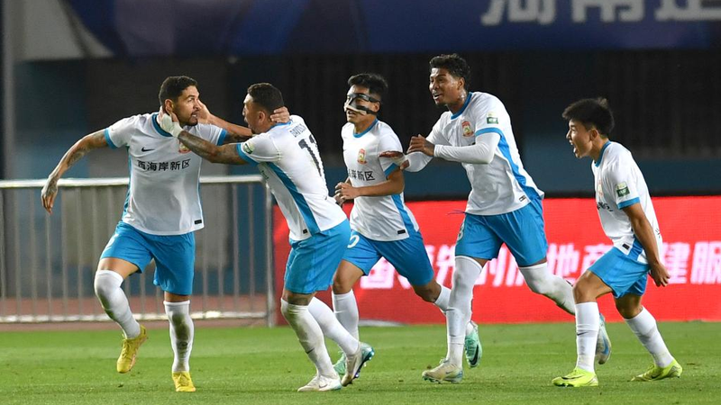 Qingdao West Coast Stuns Henan with Last-Minute CSL Comeback ⚡🥅 Qingdao West Coast Stuns Henan with Last-Minute CSL Comeback ⚡🥅