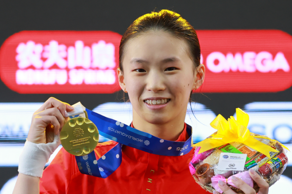 Chinese Divers Dominate World Cup with Stellar 1-2 Finish 🥇🥈
